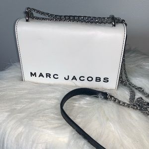 Marc Jacobs Crossbody Chain Bag